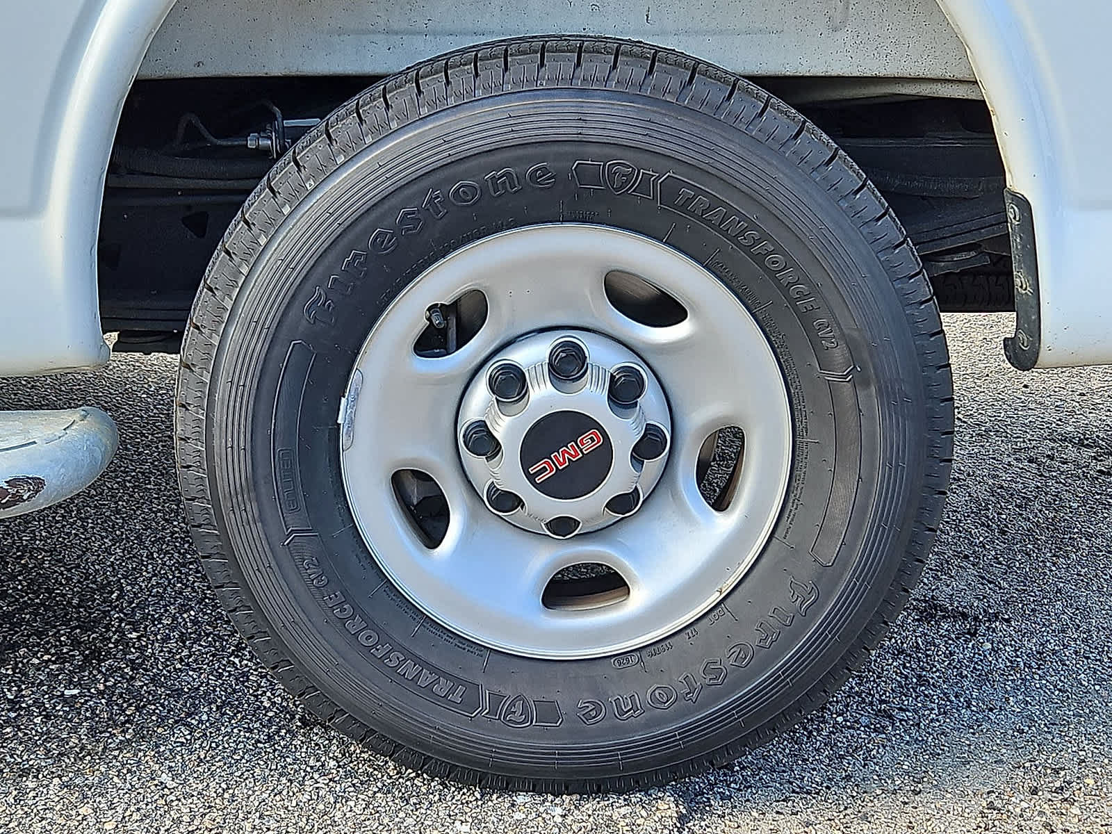 Used 2025 GMC Savana 2500 w/ Driver Convenience Package RWD image 34