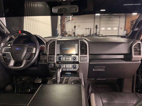 Used 2017 Ford F150 Raptor w/ Equipment Group 802A Luxury AWD/4WD image 12