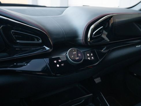 Certified 2025 Ferrari Purosangue image 40