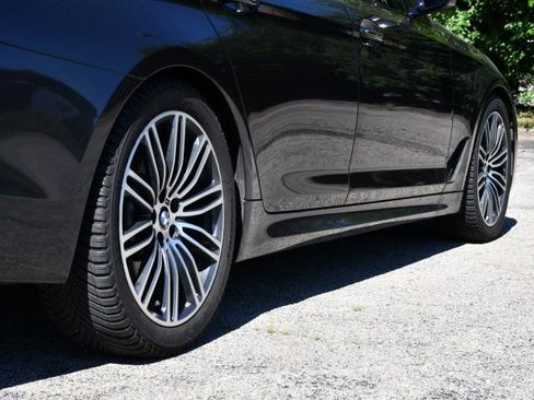 Used 2018 BMW 540i RWD image 9
