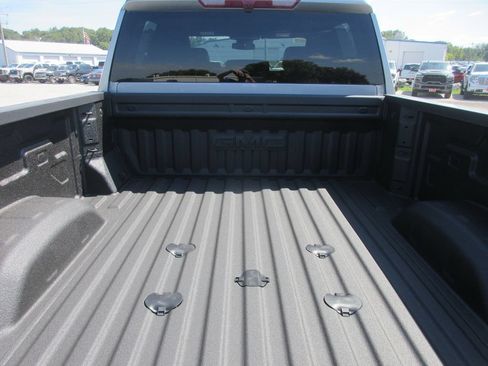 New 2026 GMC Sierra 2500 AT4 AWD/4WD image 7