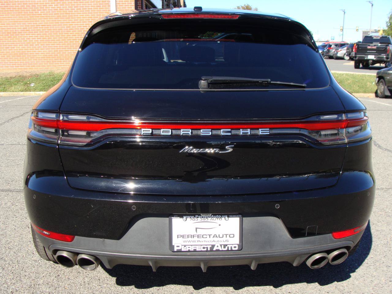 Used 2020 Porsche Macan S w/ Premium Package Plus AWD/4WD image 5