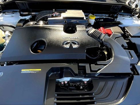 Certified 2025 INFINITI QX50 Pure image 15