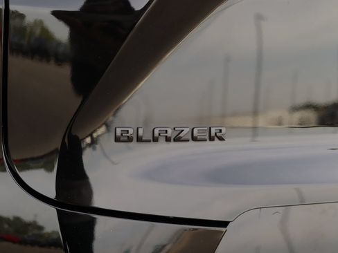 Used 2021 Chevrolet Blazer RS FWD image 34