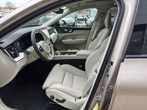 New 2026 Volvo XC60 B5 Ultra w/ Protection Package Premier image 9