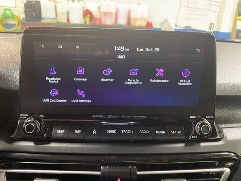 Used 2022 Kia Seltos SX w/ Sunroof Package image 32