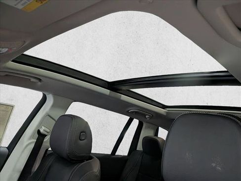 New 2026 Mercedes-Benz GLS 450 4MATIC image 13