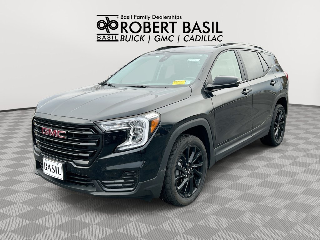 Used 2024 GMC Terrain SLE w/ Driver Convenience Package AWD/4WD image 1
