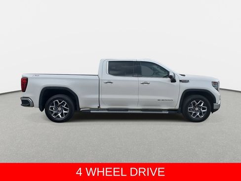 Used 2023 GMC Sierra 1500 SLT w/ SLT Premium Plus Package AWD/4WD image 4