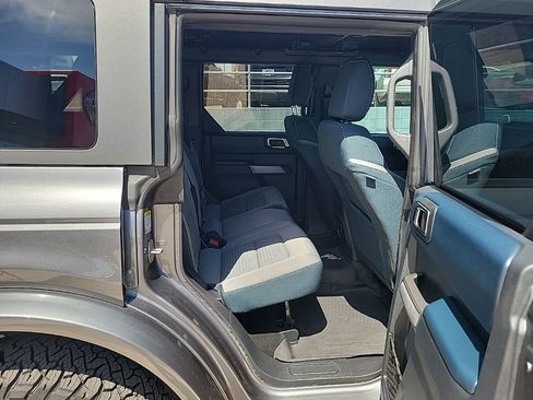 Used 2023 Ford Bronco Outer Banks AWD/4WD image 15