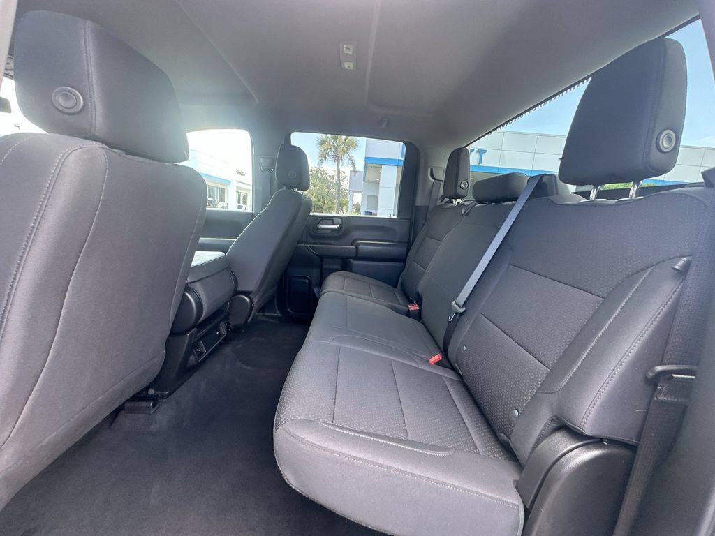 Certified 2026 Chevrolet Silverado 2500 Custom RWD image 22