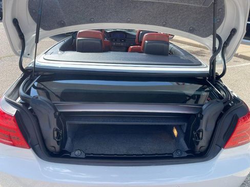 Used 2013 BMW M3 Convertible image 18
