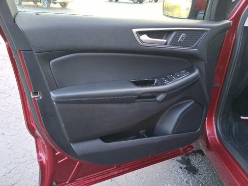 Used 2019 Ford Edge SEL w/ Equipment Group 201A image 8