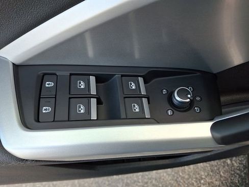 Certified 2025 Audi Q3 2.0T Premium w/ Convenience Package image 26