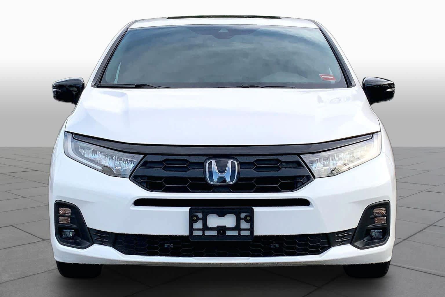 Used 2025 Honda Odyssey Sport-L image 4