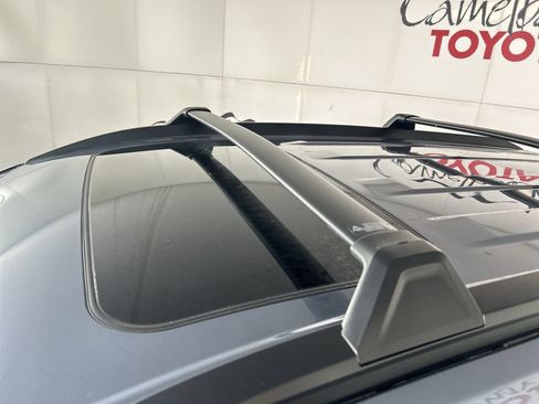 Used 2023 Toyota Corolla Cross XLE w/ Convenience Package FWD image 11
