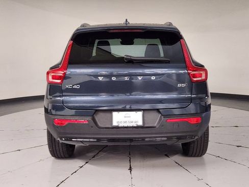 Used 2026 Volvo XC40 B5 Ultra w/ Protection Package Premier AWD/4WD image 10
