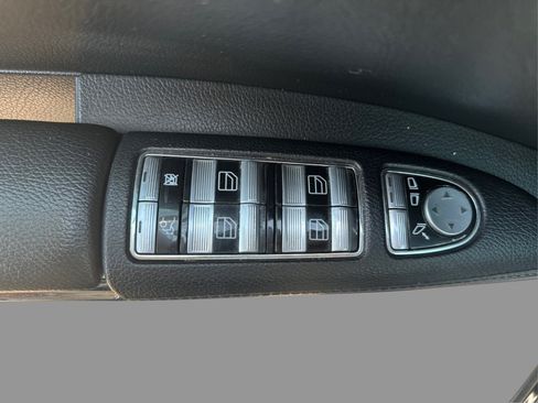 Used 2007 Mercedes-Benz S 550 4MATIC image 34