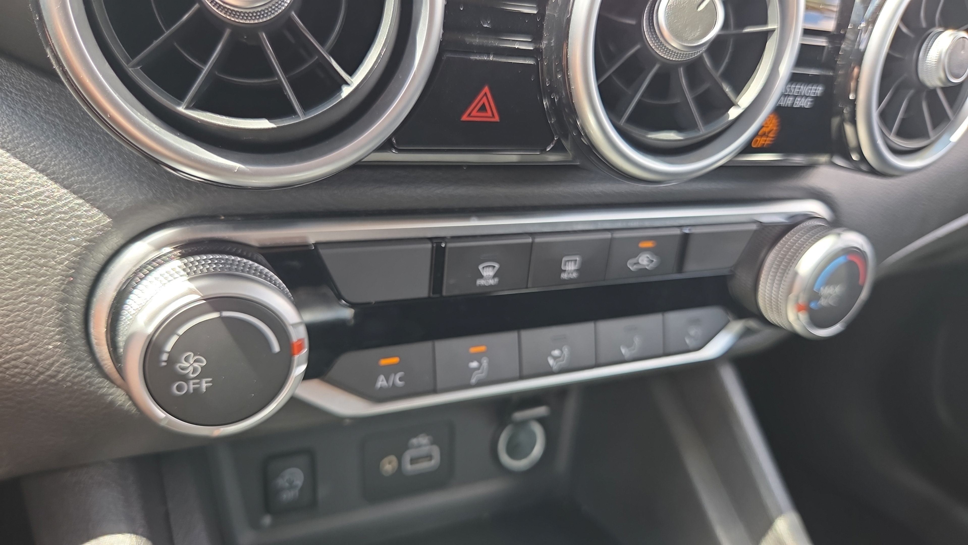 Used 2025 Nissan Sentra S FWD image 20