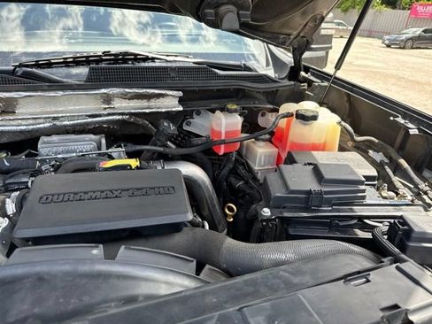 Used 2020 Chevrolet Silverado 2500 High Country w/ Technology Package AWD/4WD image 8