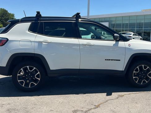 Used 2020 Jeep Compass Trailhawk AWD/4WD image 4