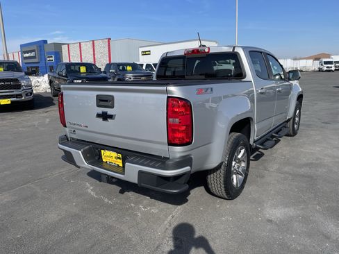 Used 2017 Chevrolet Colorado Z71 AWD/4WD image 8