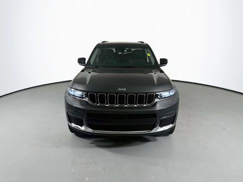 Used 2023 Jeep Grand Cherokee L Limited AWD/4WD image 4