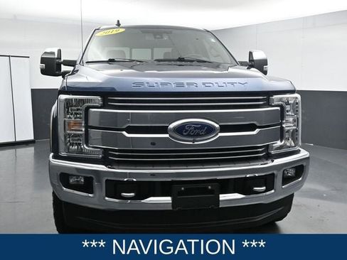 Used 2019 Ford F250 Lariat w/ Tow Technology Bundle image 4