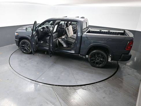 New 2026 RAM 1500 Laramie AWD/4WD image 43
