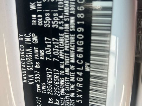 Used 2022 Kia Sorento LX FWD image 9