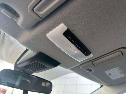 Certified 2023 Nissan Kicks SV image 30