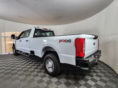 New 2026 Ford F250 XL w/ FX4 Off-Road Package image 5