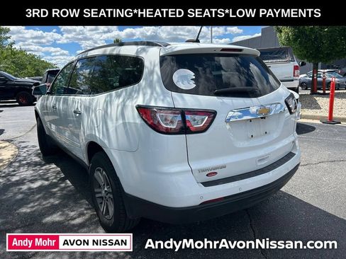 Used 2017 Chevrolet Traverse LT FWD image 4