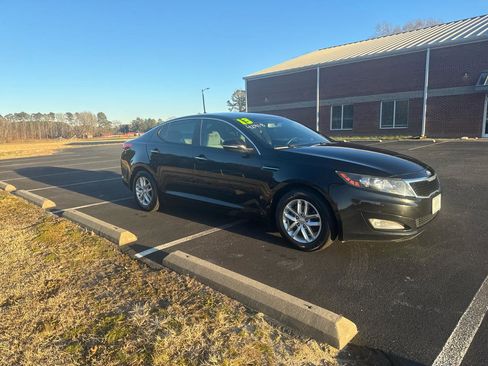 Used 2013 Kia Optima LX w/ Convenience Plus Pkg image 2
