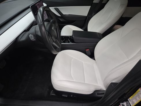 Used 2018 Tesla Model 3 Long Range RWD image 6