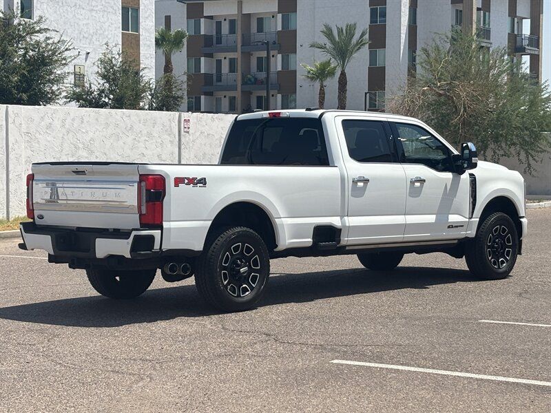 Used 2023 Ford F350 Platinum AWD/4WD image 4