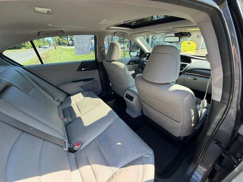 Used 2016 Honda Accord EX-L image 15