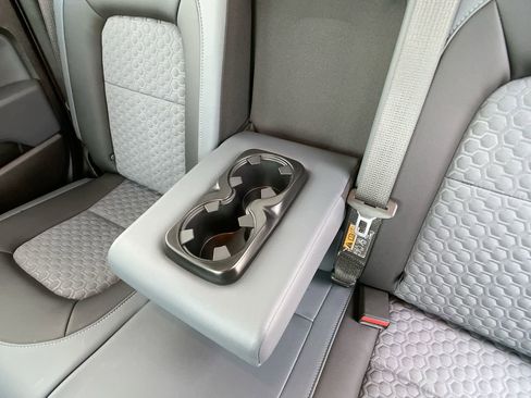 Used 2022 Chevrolet Colorado Z71 image 26