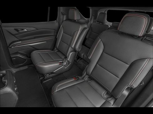 Certified 2025 Chevrolet Traverse Z71 w/ Enhanced Driving Package image 44