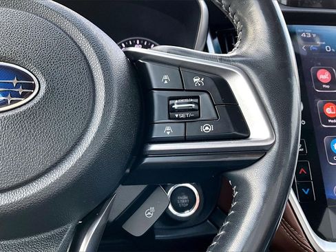 Used 2022 Subaru Outback Touring w/ Popular Package #2 image 16