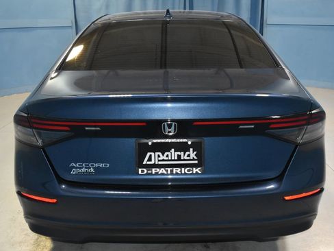 Used 2024 Honda Accord EX image 27