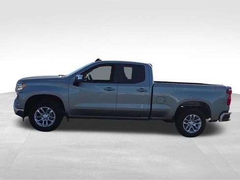 Used 2023 Chevrolet Silverado 1500 LT AWD/4WD image 6