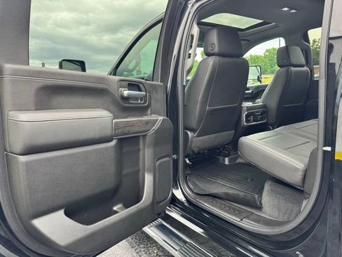 Used 2020 Chevrolet Silverado 3500 LTZ w/ LTZ Premium Package AWD/4WD image 33