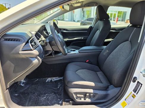 Used 2024 Toyota Camry LE FWD image 21