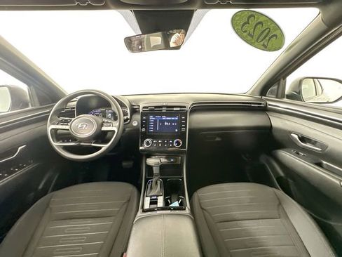 Used 2023 Hyundai Santa Cruz SEL AWD/4WD image 3