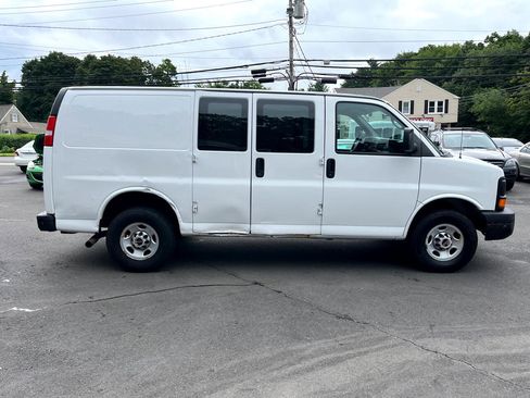 Used 2014 GMC Savana 3500 image 4