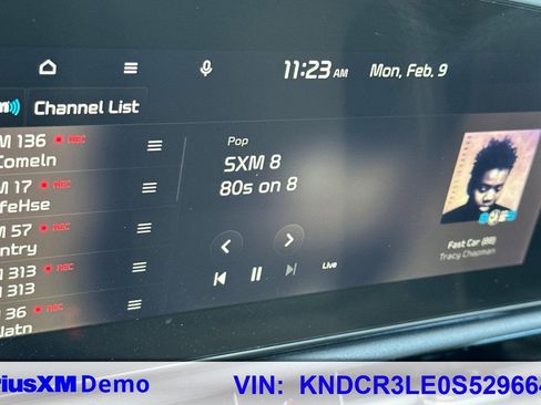 Certified 2025 Kia Niro EX image 35