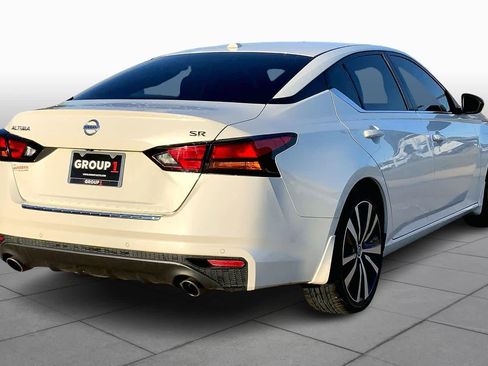Used 2022 Nissan Altima 2.5 SR image 12