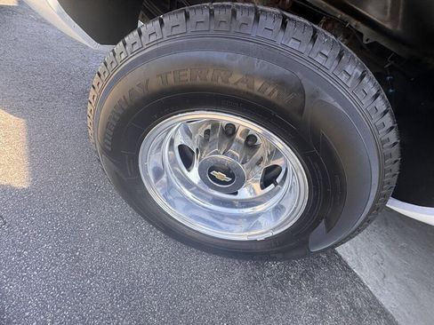 Used 2014 Chevrolet Silverado 3500 LT w/ Custom Sport Truck Package image 15