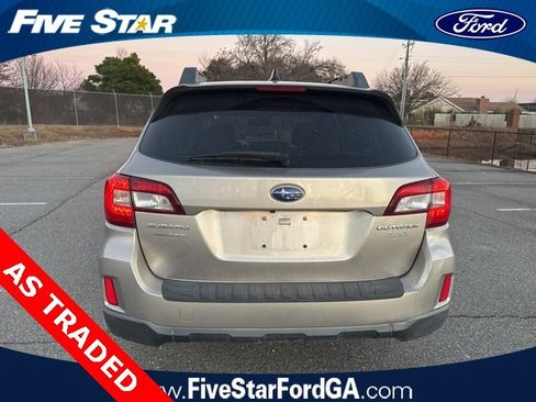 Used 2016 Subaru Outback 2.5i Premium image 4
